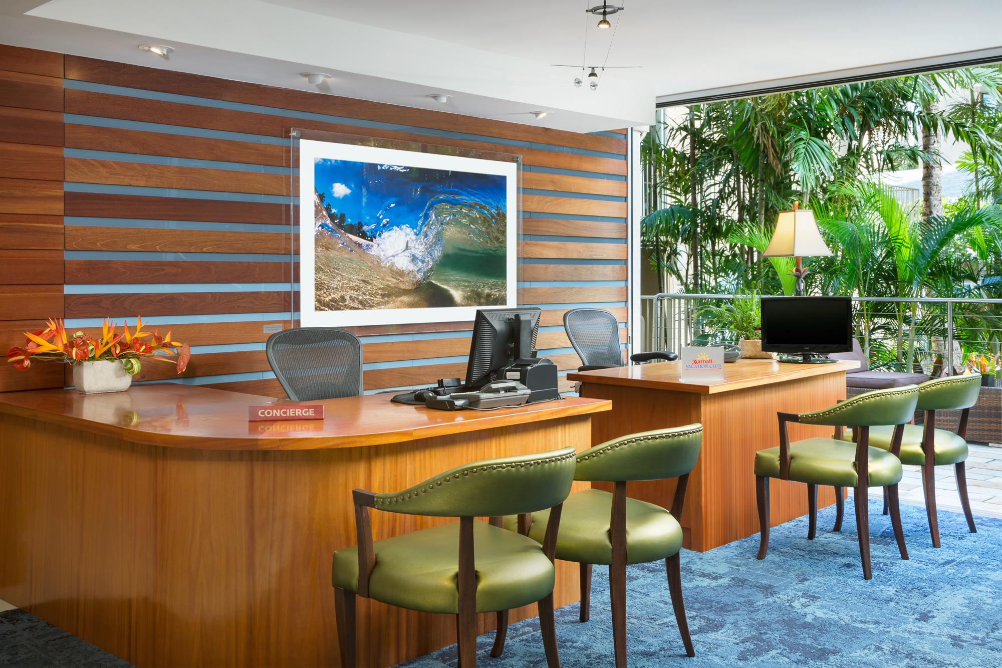 Courtyard By Marriott Waikiki Beach Honolulu Bagian luar foto