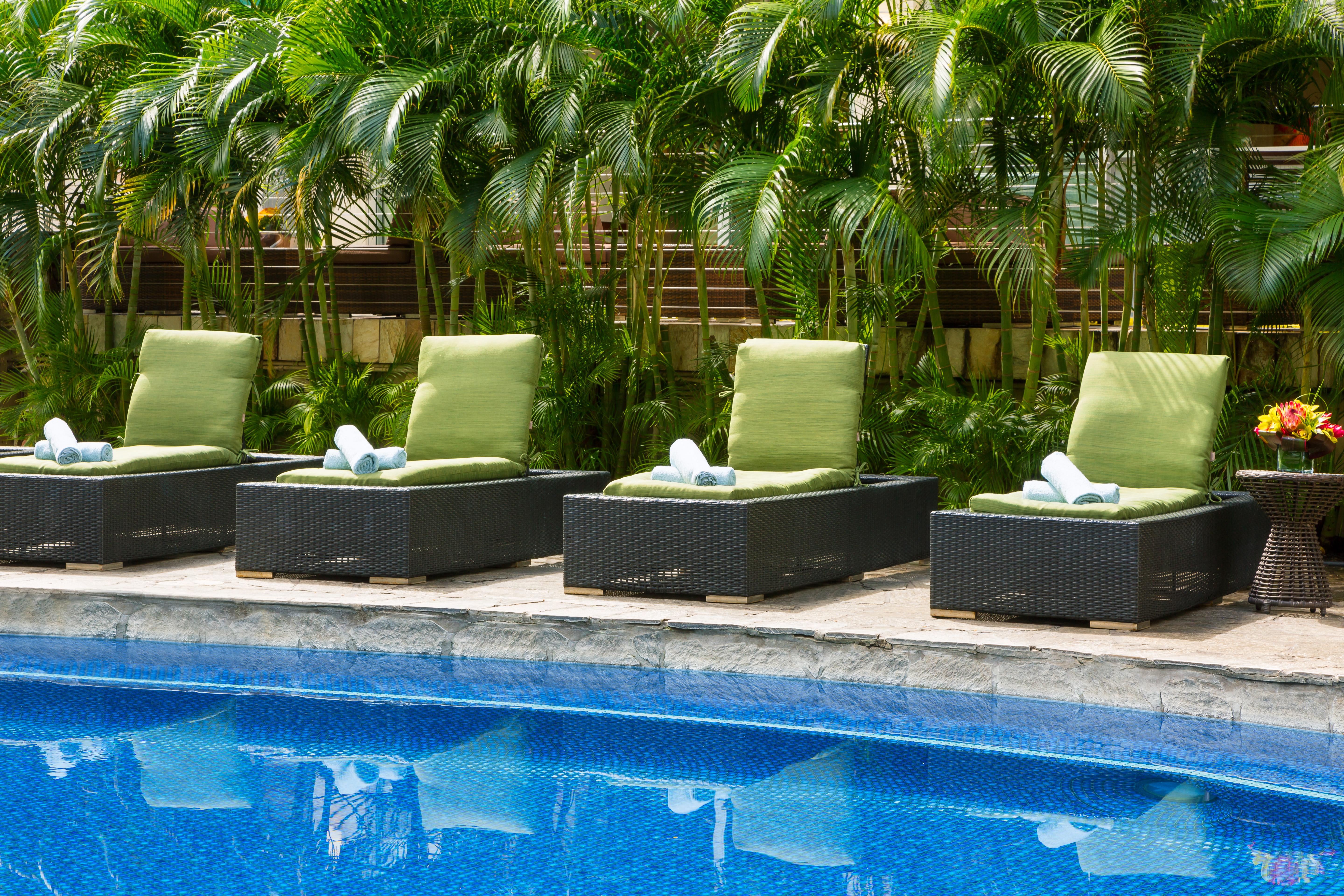 Courtyard By Marriott Waikiki Beach Honolulu Bagian luar foto