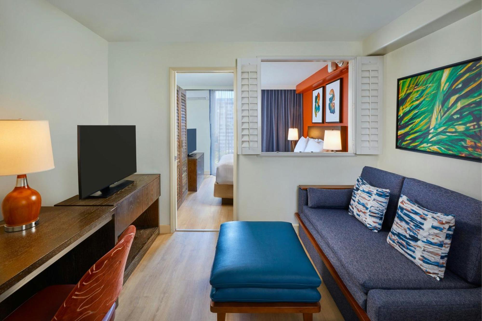Courtyard By Marriott Waikiki Beach Honolulu Bagian luar foto